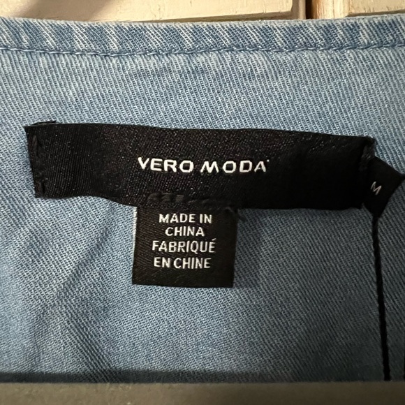 🆕 A Vero Moda Blue dress in a size medium - Picture 3 of 9